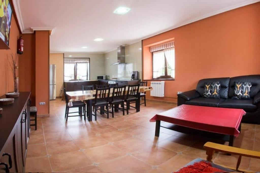 Villa Paula Avilés Exteriör bild