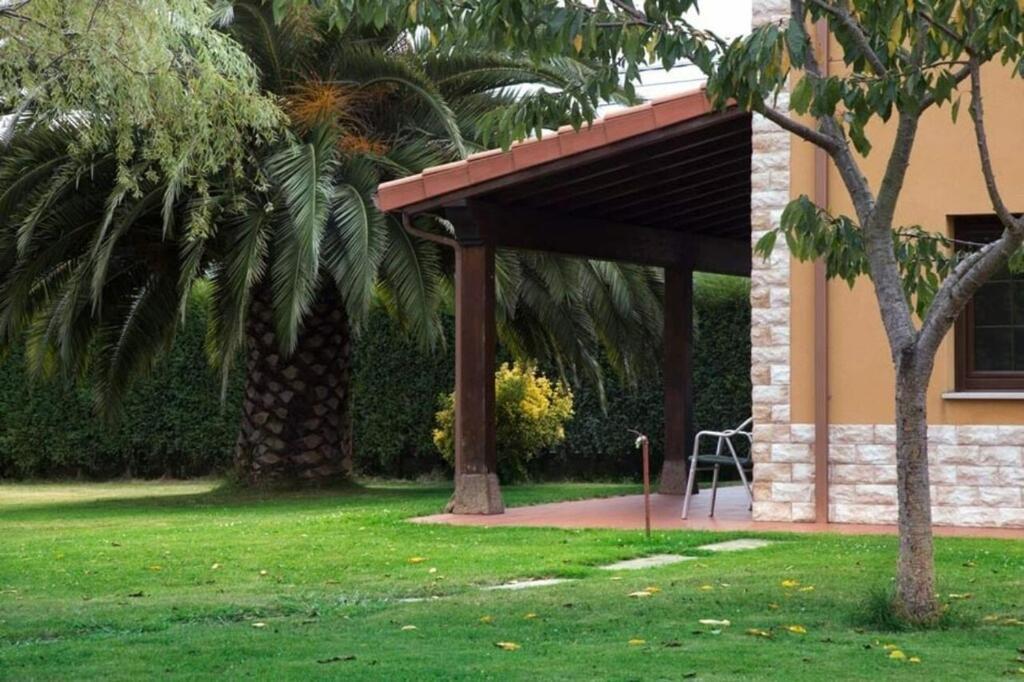 Villa Paula Avilés Exteriör bild